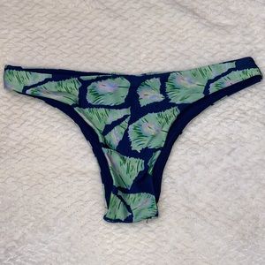 Cheeky Bikini Bottoms Size M